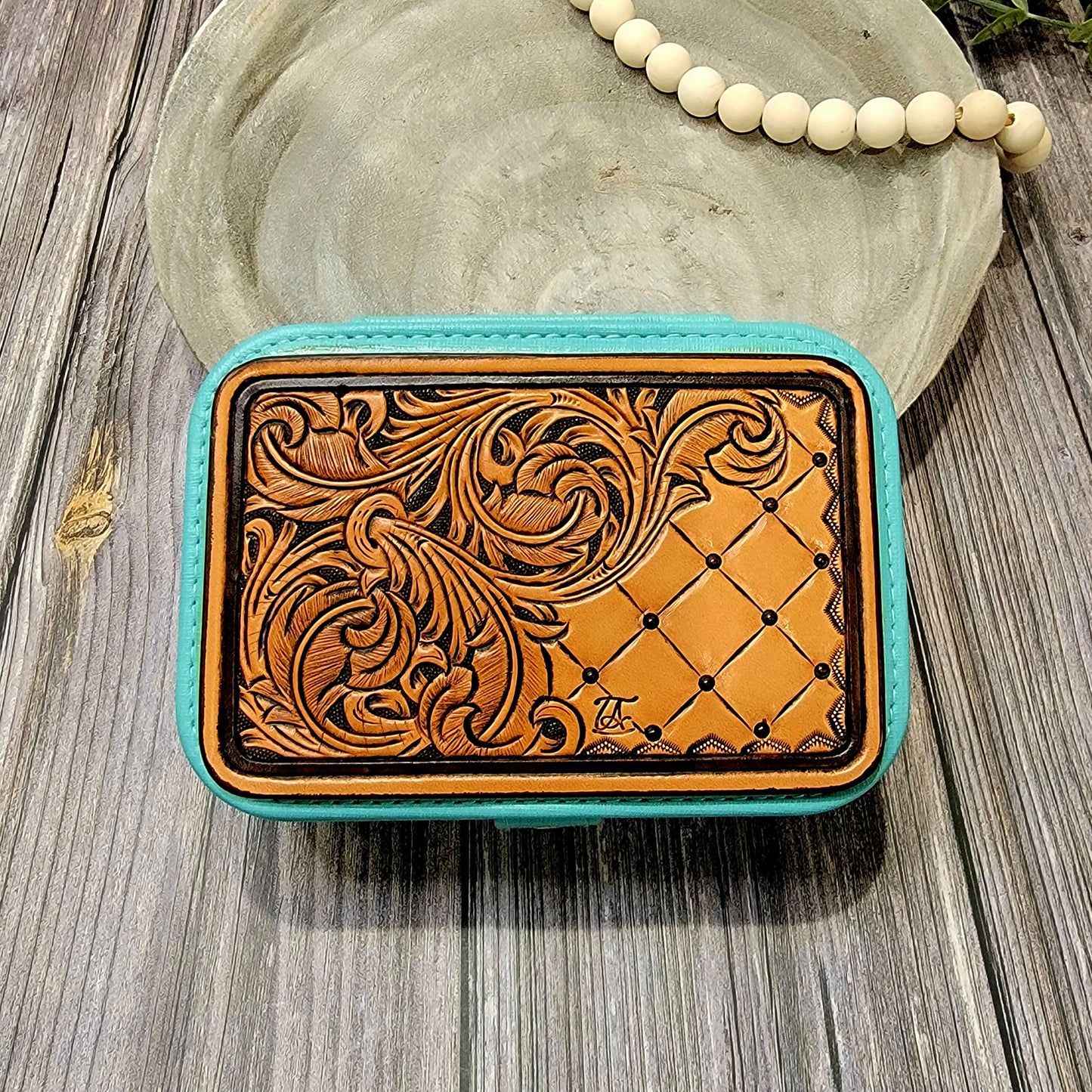 Christmas Jewelry Box Spots