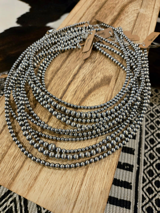 Plain Desert Pearl Necklaces