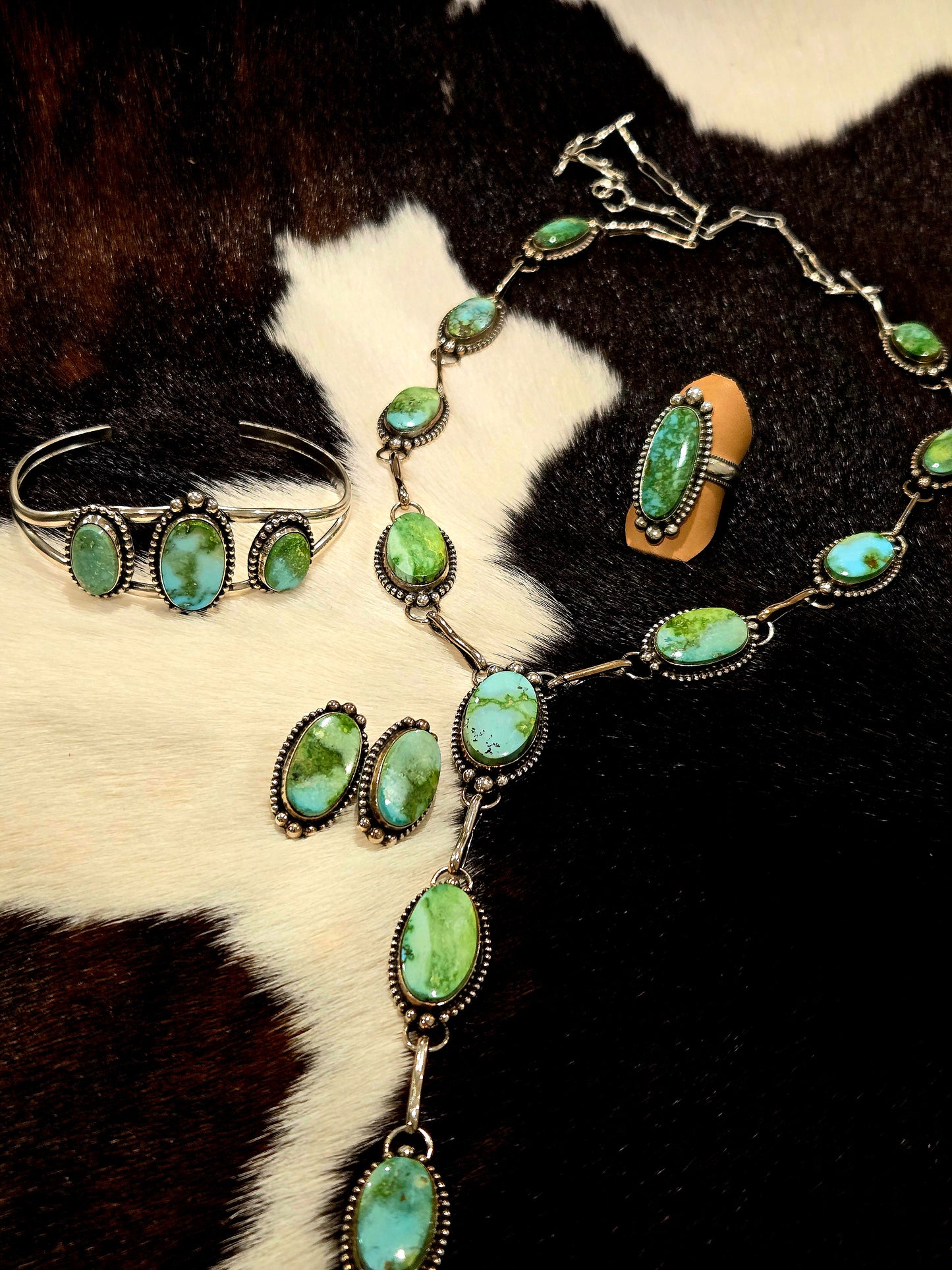 Christmas Jewelry Customs