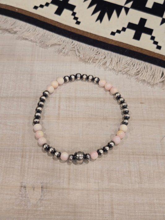 Desert Pearl & Pink Conch Stretch Bracelet
