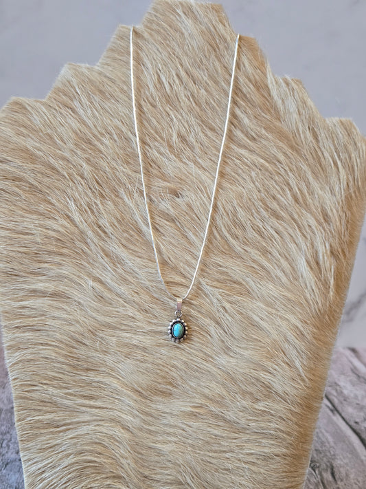 Campitos Bead Border Necklace