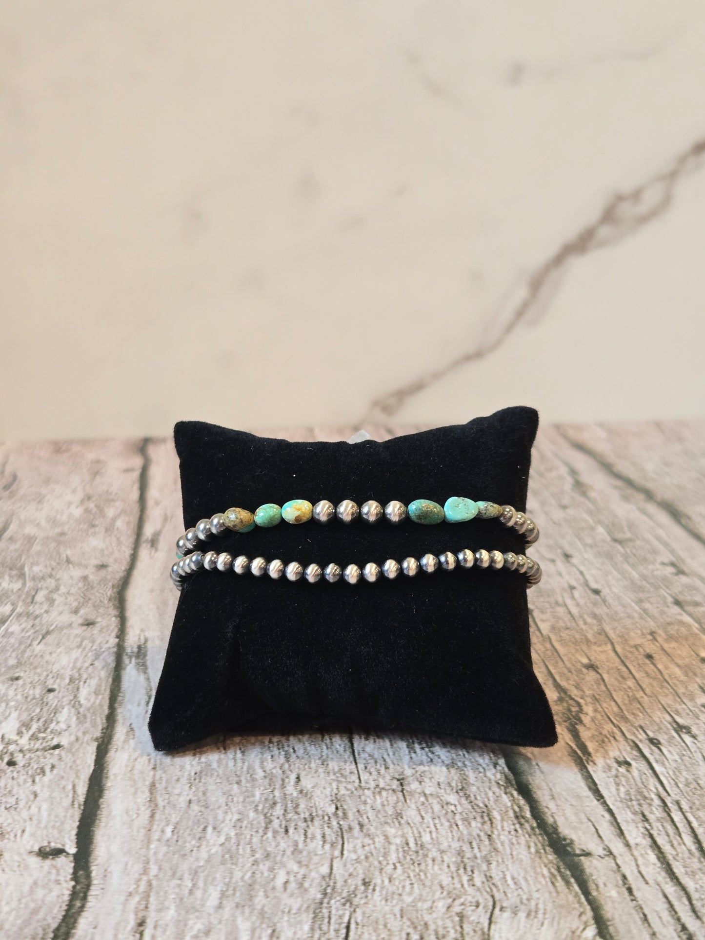 Red Skin & Desert Pearl Stretch Bracelet
