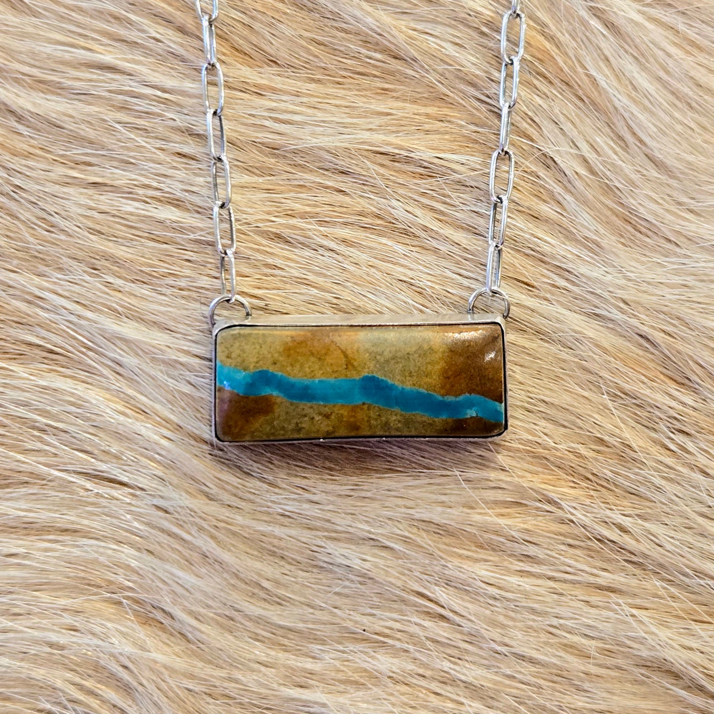 Royston Bar Necklace