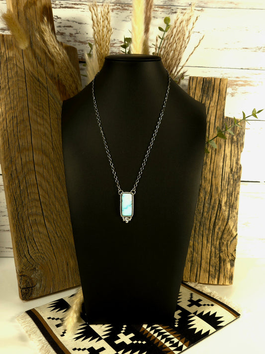 Eira Bar Necklace