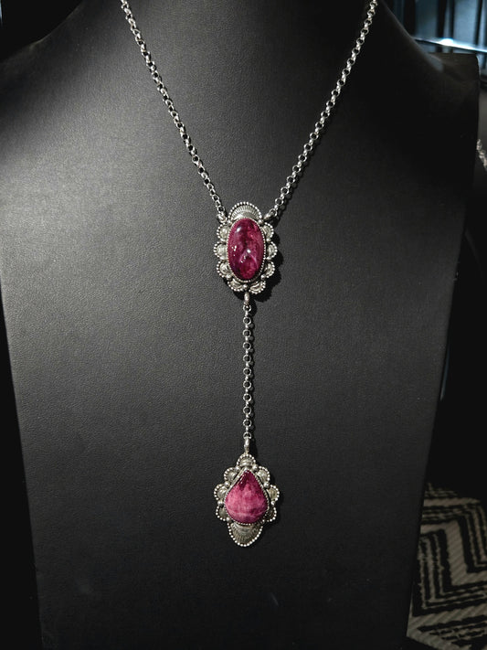 Purple Spiny Lariat