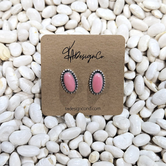 Pink Conch Oval Studs