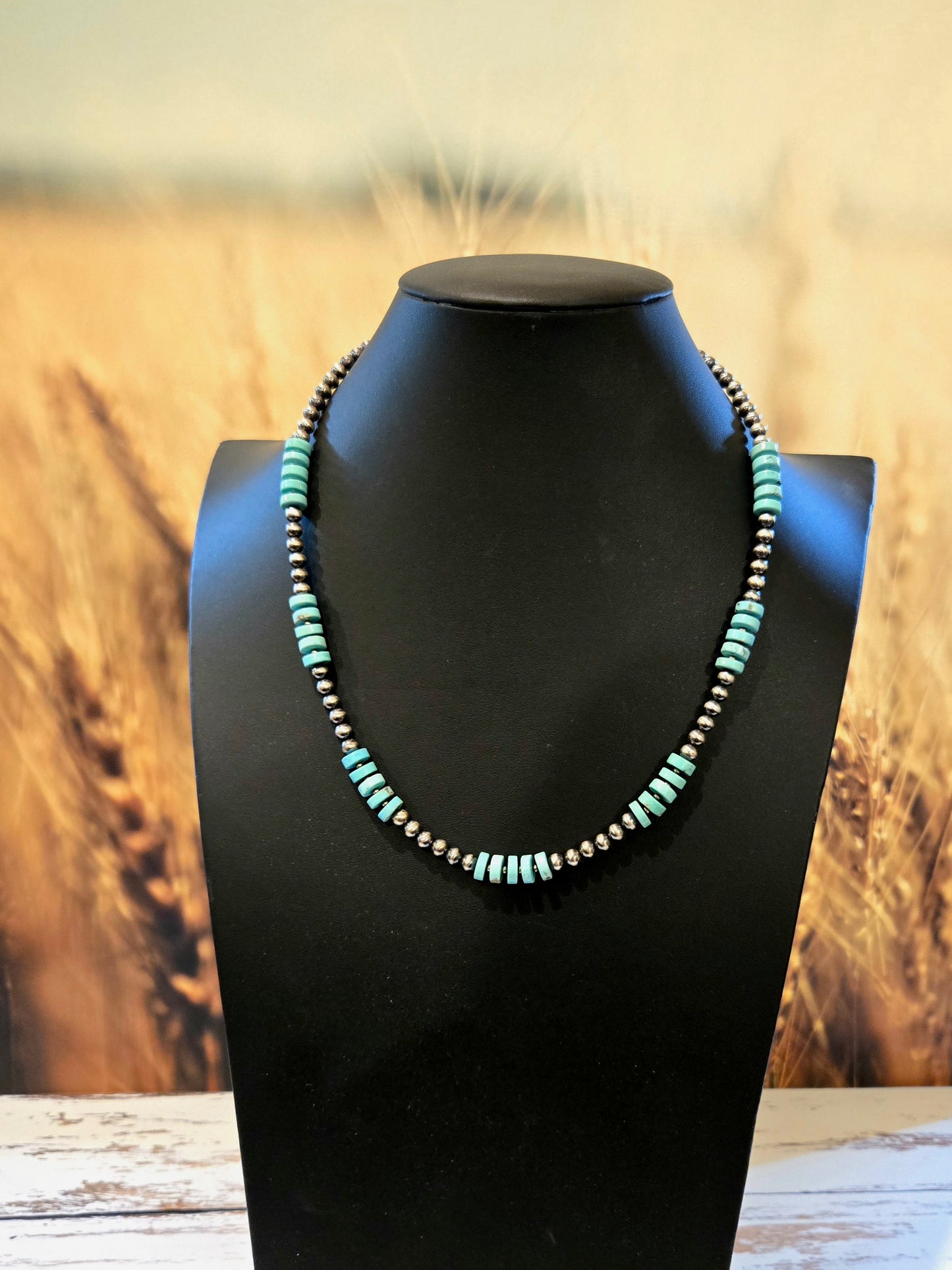 Desert Pearl Campitos Turquoise Necklace