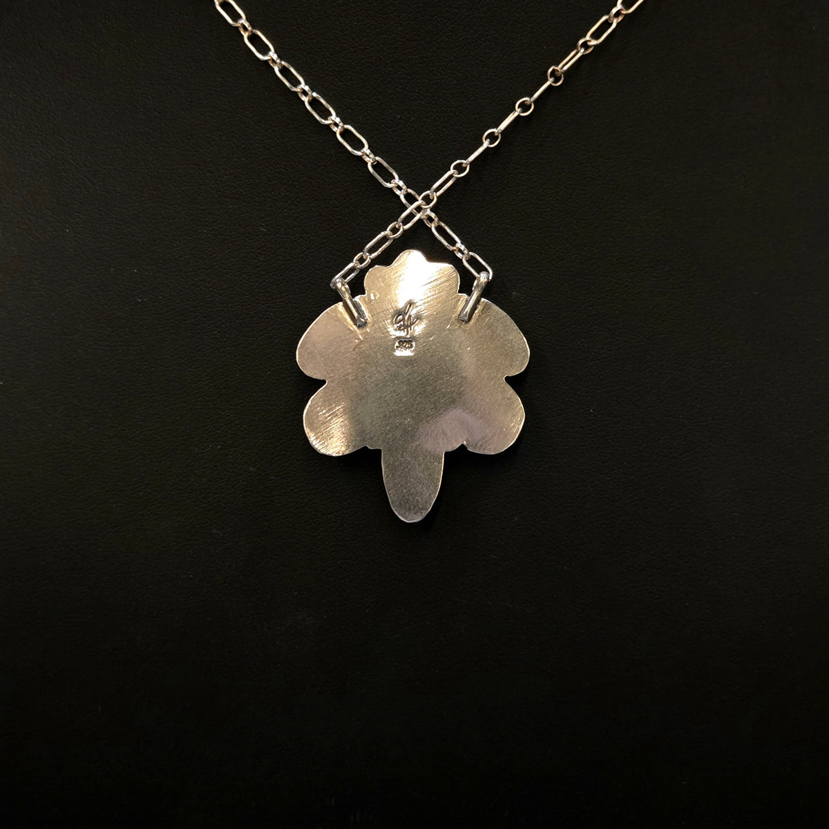 Golden Hills Pink Conch Necklace