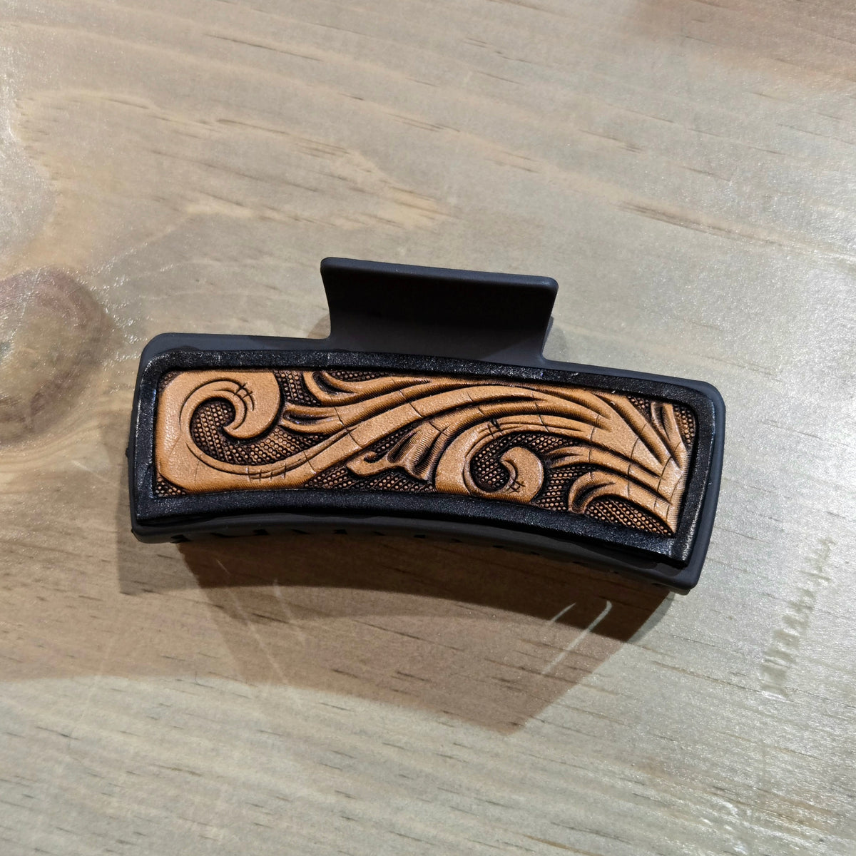 4in Tooled Claw Clip