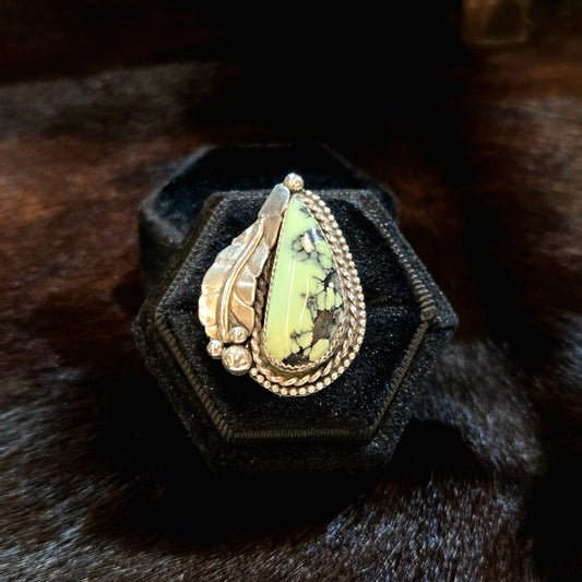 Colina Adjustable Ring
